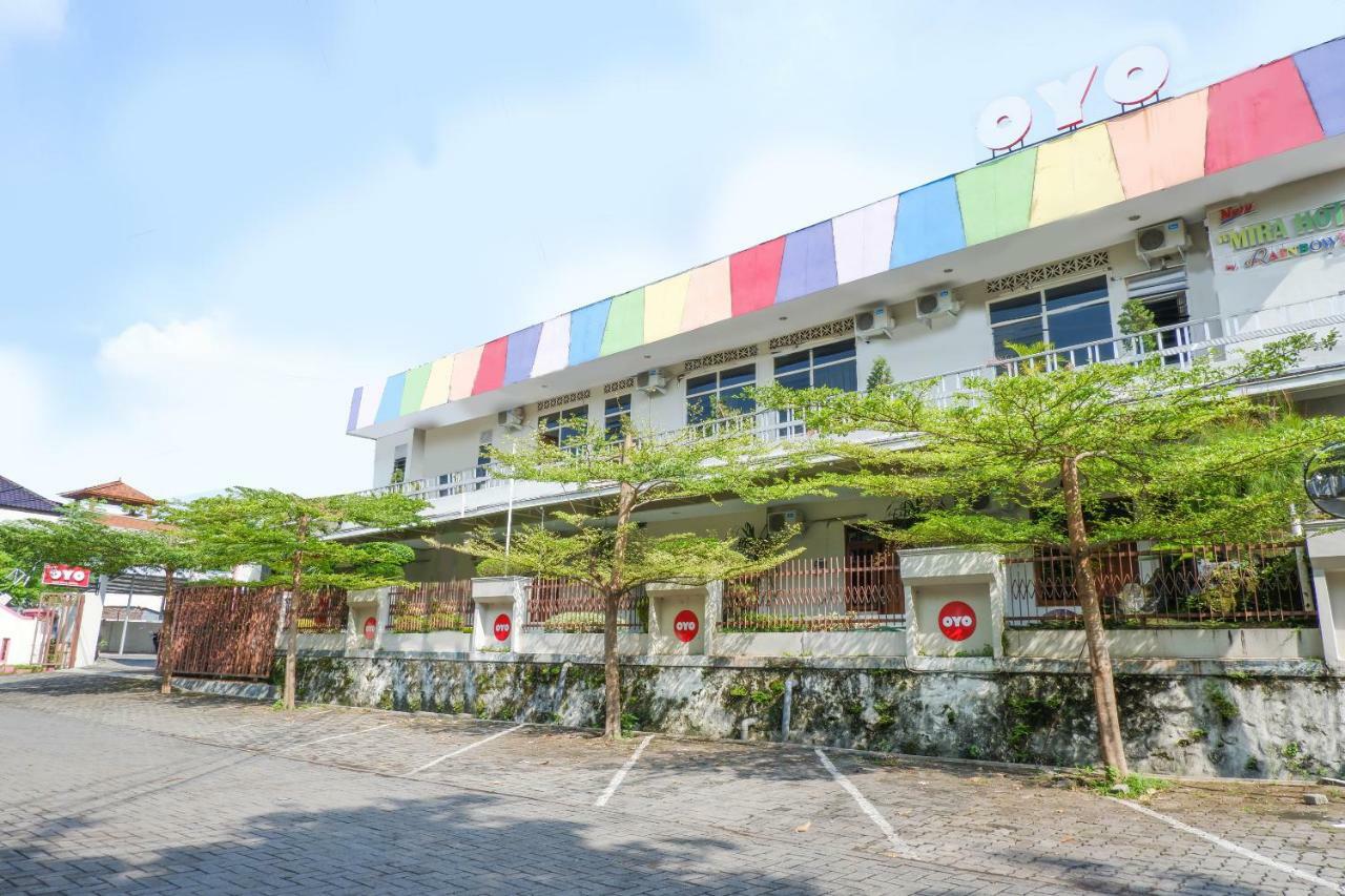 New Mira Hotel Semarang Extérieur photo