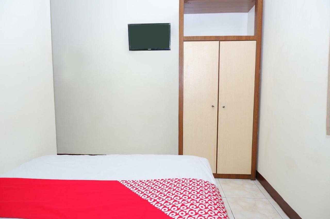New Mira Hotel Semarang Extérieur photo