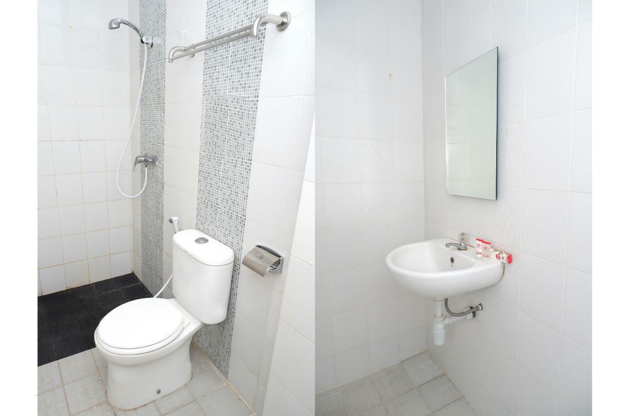 New Mira Hotel Semarang Extérieur photo